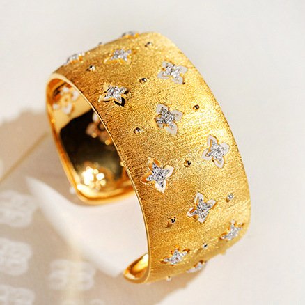 Fashion Four-leaf Clover Micro-inlaid Zirconium Hollow Bracelet – Bild 5