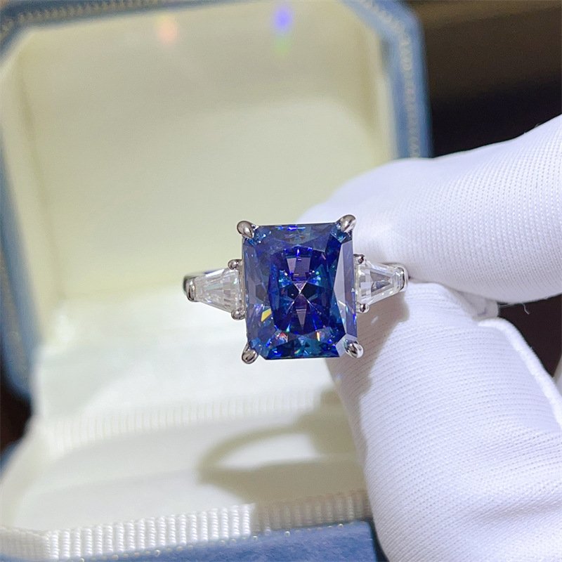 Sapphire Blue Ledean 5 Karat Moissanite Ring – Bild 4