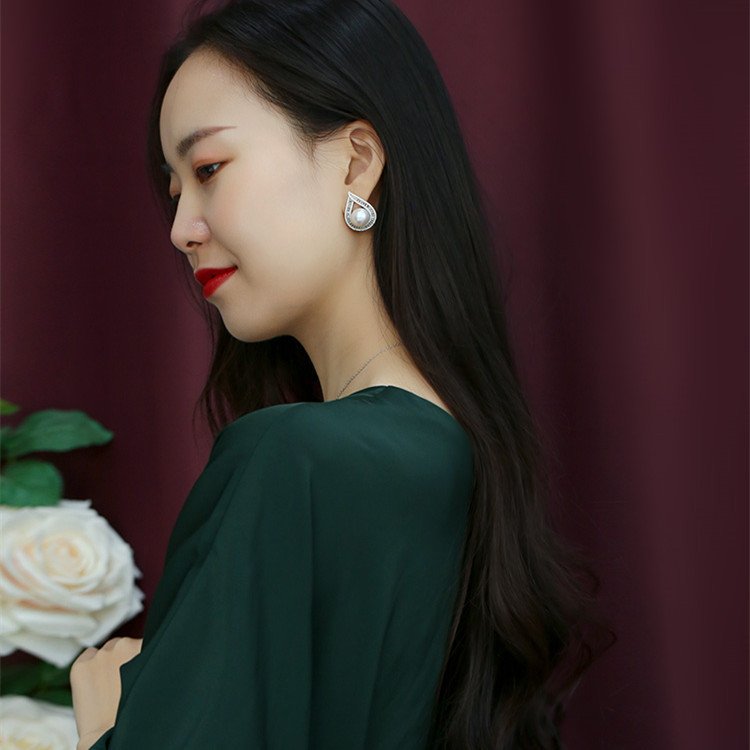 Large Grain Freshwater Pearl Stud Earrings – Bild 3