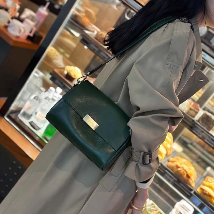 Women's First Layer Cowhide Retro Shoulder Bag – Bild 5